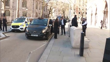 Prince Harry arrival marks the start of four day phone-tapping trial