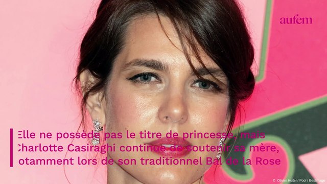 Charlotte Casiraghi déchaînée en solo au Bal de la Rose, on ne l'avait jamais vue comme ça !