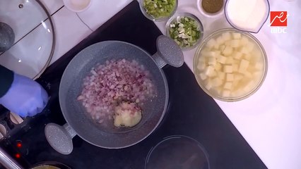 مقادير شوربة البطاطس بـ(الثلاثي) إللي ما تستغناش عنه أي شوربة تانية