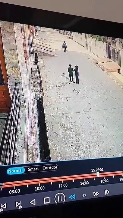 सूने मकान में बच्चा गिरोह ने की लाखों की चोरी, कैमरे में घटना कैद