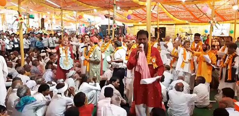 खूब जमा दंगल का रंग, रातभर जमे रहे श्रोता