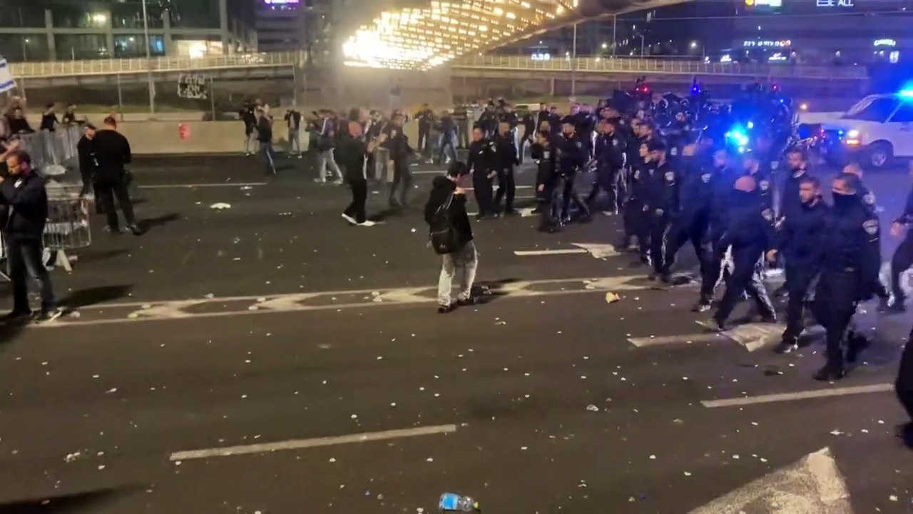 UPDATE: Huge demonstrations tonight in Tel Aviv | Israel