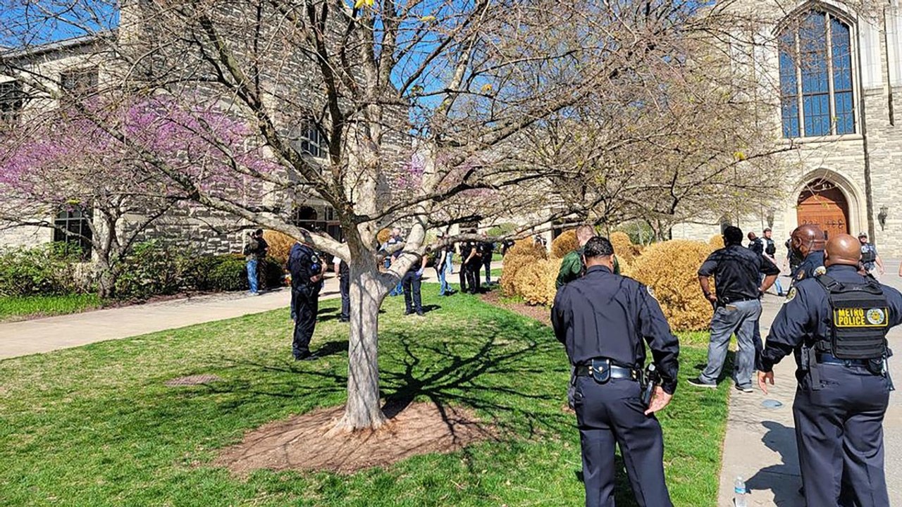 Tiroteo en una escuela de Nashville, Tennessee, deja al menos tres menores muertos en Estados Unidos