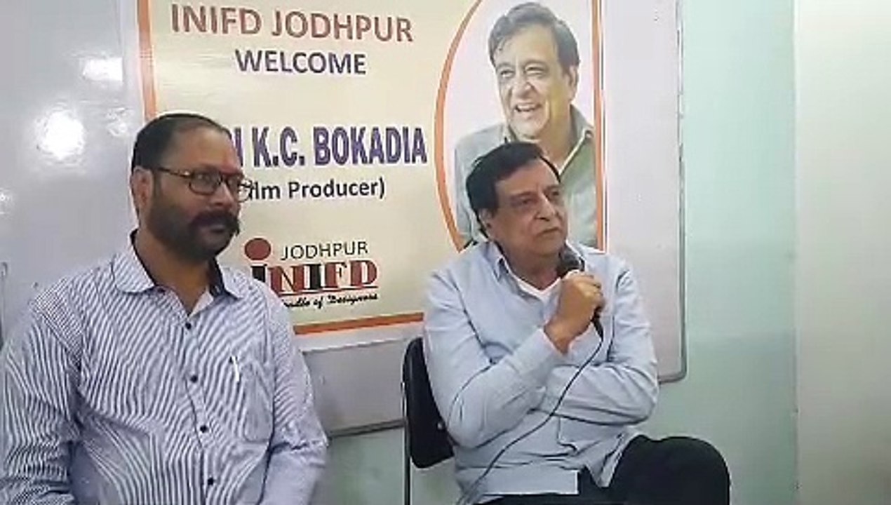 फिल्म निर्माता के.सी. बोकाडिया स्टूडेंट्स को दिए ये टिप्स, देखें Video...