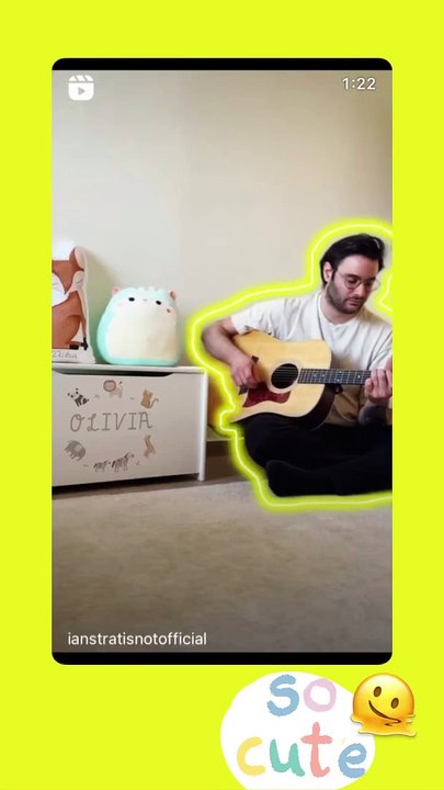 Συνατσάκη: Το βίντεο με τον Ίαν Στρατή να τραγουδά στην μικρή Ολίβια είναι… μαγικό!