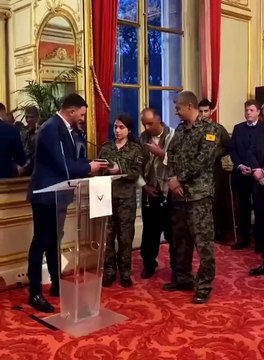 Fransa'dan PKK/YPG'ye ödül! Dışişleri büyükelçiyi çağırdı