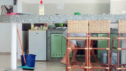 يوميات حفيظة شلحة (طاجين الكتف) _