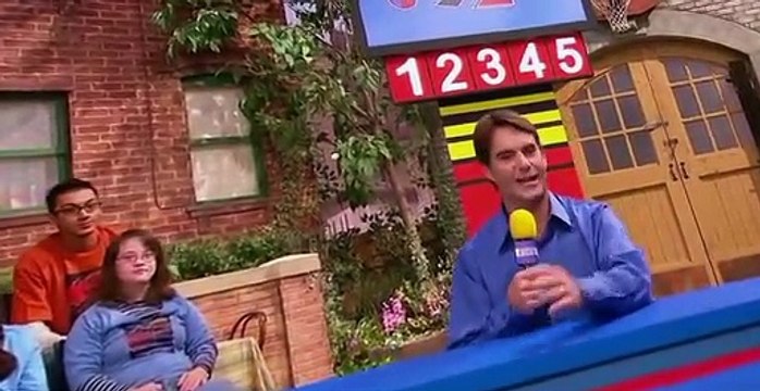 Sesame Street Sesame Street S49 E034 Slimey at the Car Race