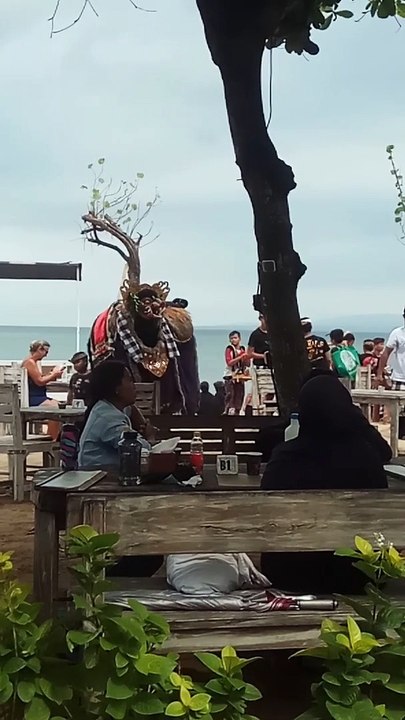 Beautiful Bali People