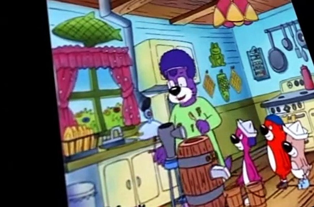 PB&J Otter PB&J Otter S03 E007 – Opal’s Magic Mud Party / Leave it to ...