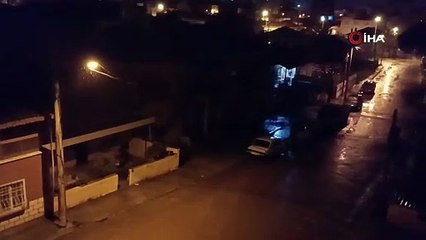 Gökyüzü böyle aydınlandı! Şimşekler geceyi gündüze çevirdi