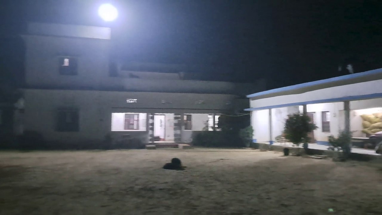 Indian Village when there is no electricity-Wait until 53 seconds