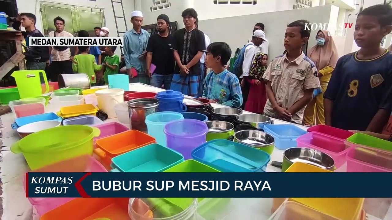 Setelah Absen 3 Tahun, Bubur Sup Kembali Menjadi Hidangan Berbuka Puasa di Masjid Raya Medan