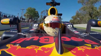 F1 vs. Supercar - Circuito Mount Panorama