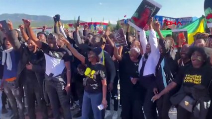 Gabonlu öğrencinin şüpheli ölümü! Afrikalı öğrencilerden üniversitede eylem