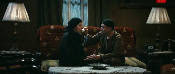 الشك سيطر على علاء لما عرف مرته خرجت بدون علمه