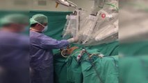 Kolon kanseri tedavisinde kullanılan robotik cerrahi ile hastalar daha hızlı taburcu ediliyor