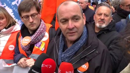 Retraite : Lauren Berger renouvelle sa proposition de "mettre en pause" le texte