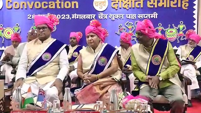 65 मेधावी विद्यार्थियों को गोल्ड मैडल से नवाजा, इनमें 36 छात्राएं शामिल