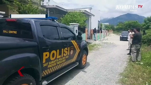 Densus 88 Geledah Yayasan Diduga Milik JI