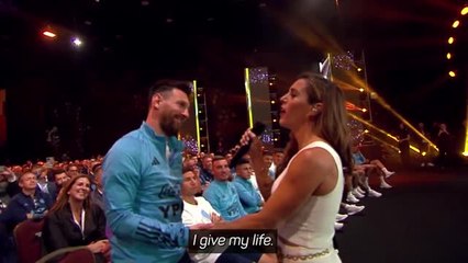 Messi personally serenaded at CONMEBOL tribute evening