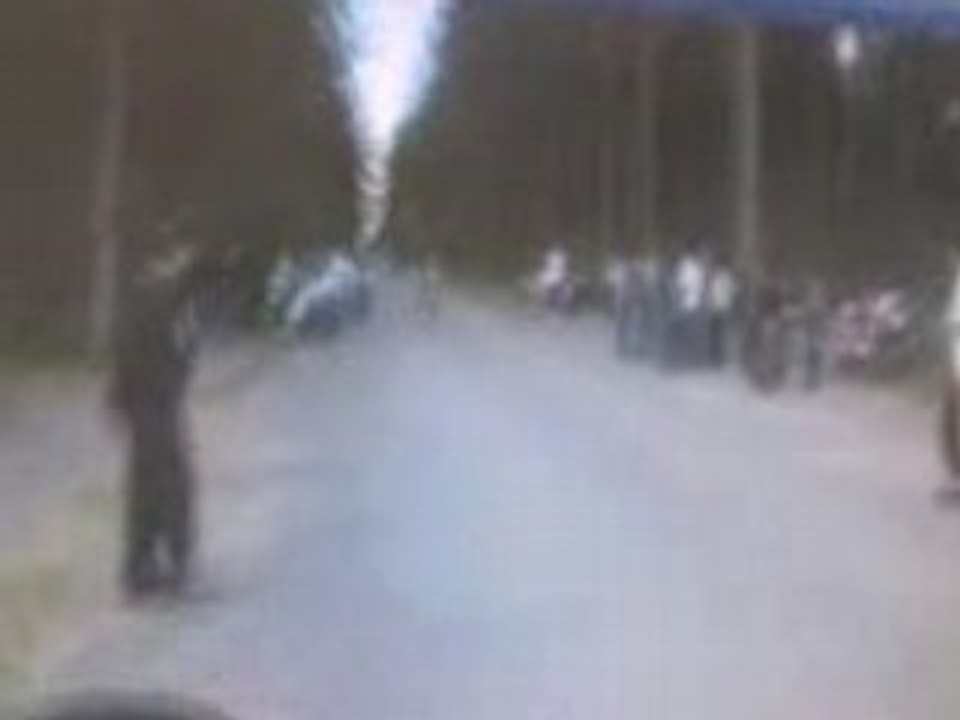 Moi_vs_125tzr_en_pointe