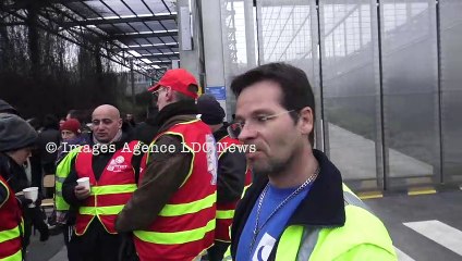 Retraite à 64 ans. Les syndicats et des français ont voté Macron. Paris/France - 27 Mars 2023