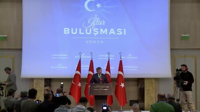 Davutoğlu: Türkiye Cumhuriyeti Cumhurbaşkanı'na, Bir Daha Başka Ülkelerin Devlet Başkanları, 'Aptal Olma' Diye Hitap Edemeyecek