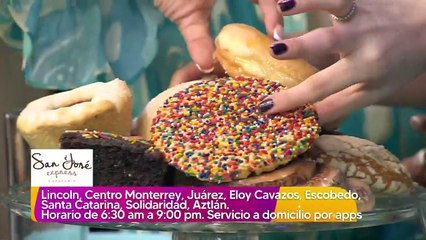 Camioneta sale volando tras ser impactada por llanta