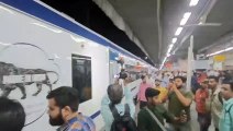 देखें वीडियो: जयपुर जंक्शन पर पहली बार वंदे भारत ट्रेन
