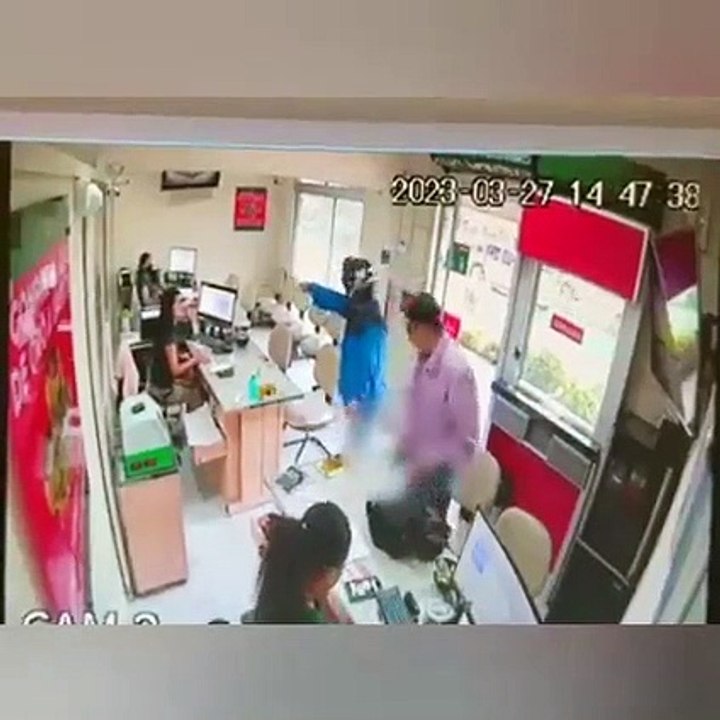 Dos hombres intentaron robar este ayer una casa de empeño en Santa Cruz