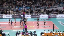 '여제' 김연경의 흥국 vs '관록' 도로공사, 오늘 1차전 격돌 / YTN