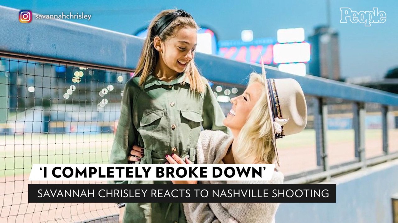 Savannah Chrisley Hugs Chloe Chrisley After Nas...