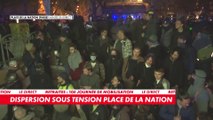 Les derniers manifestants quittent la place de la Nation à Paris