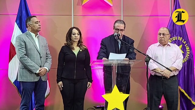 FRANCISCO JAVIER ADMIRA A MIRIAM GERMÁN Y DICE ES LA PROCURADORA QUE TODO GOBIERNO QUISIERA TENER