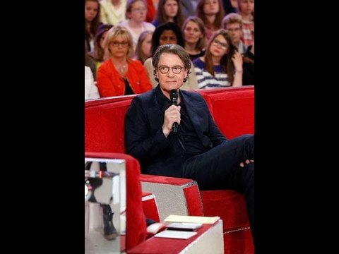 Où vit Francis Cabrel : son cher Astaffort, un village de fleurs