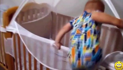 funny babies first kiss funny babies lemon - [Funny Kids 2015]