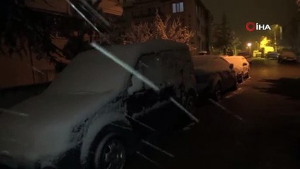 Afyonkarahisar’da kar yağışı etkili oldu