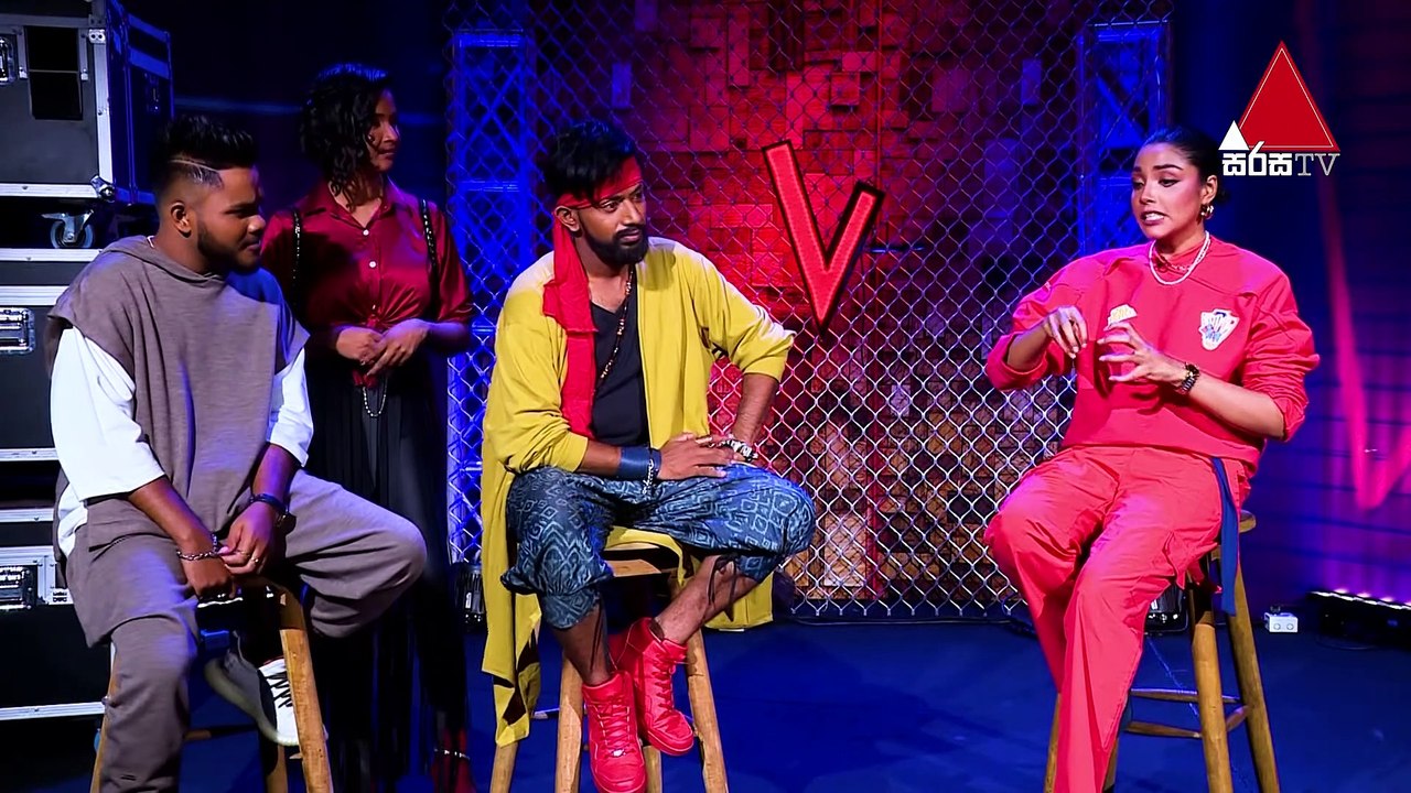 මම ආසම සින්දුවක් Original Singers ලා එක්කම Sing කළේ ගොඩක් ආසාවෙන් | V Clapper | The Voice SL
