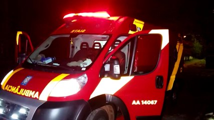 Mulher fica em estado grave após sofrer queda dentro de casa, no Cataratas