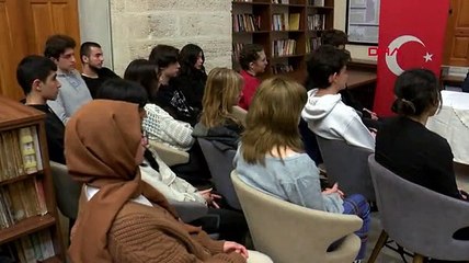 İlber Ortaylı: Eğitim ticarete döndü; ilan veren liseler türedi  