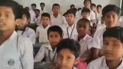 ভগবানগোলা :বিদ্যালয় খোলা অনুপস্থিত ৪৩ জন শিক্ষক শিক্ষিকা