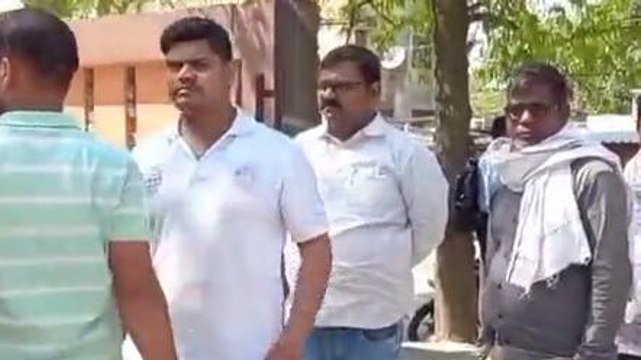 देवरिया: हाईटेंशन तार की चपेट में आने से युवक की मौत, परिजनों में मची चीख-पुकार