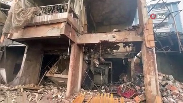 Apartmanda kalorifer kazanı patladı, ortalık savaş alanına döndü