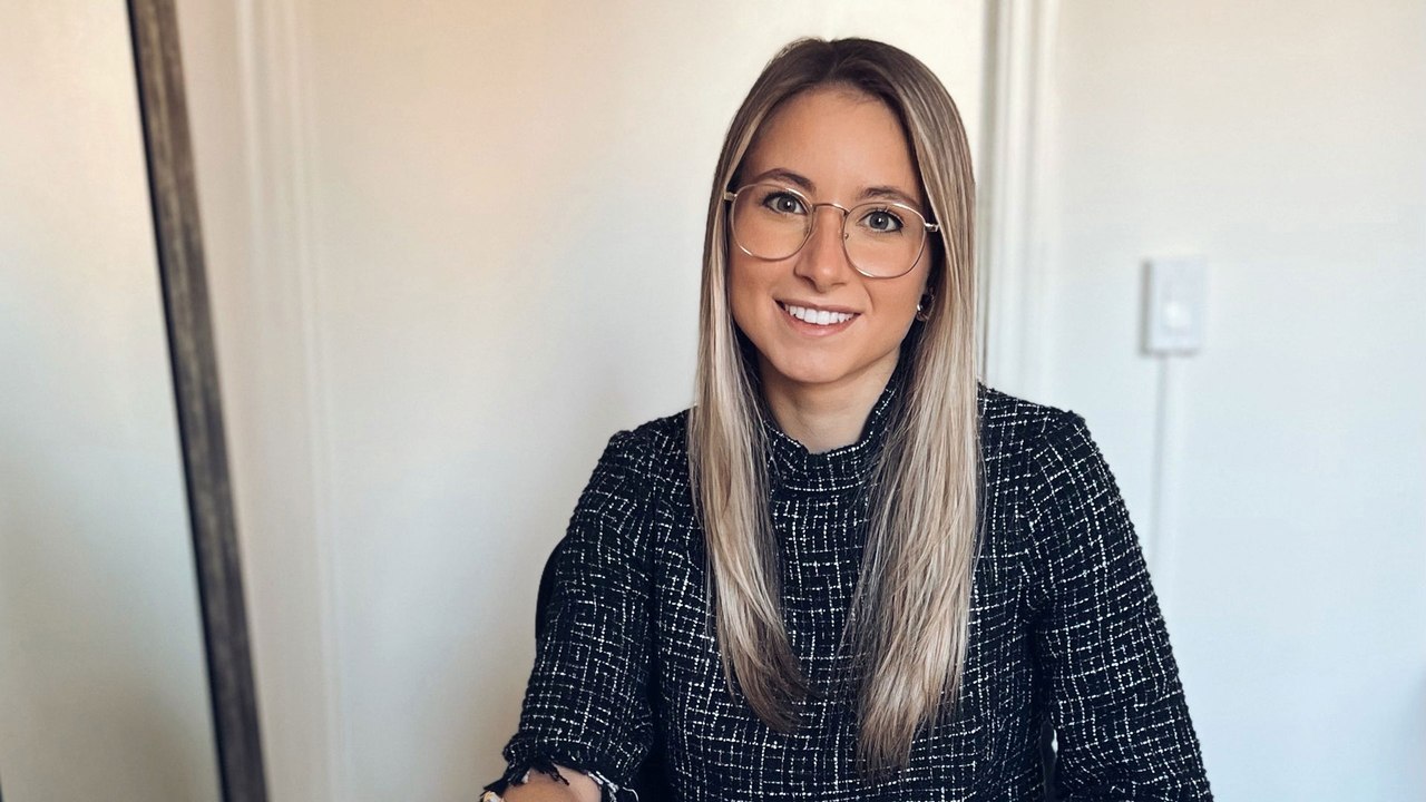 Psychotherapist explained the TikTok trend 'glass child syndrome' - and how to stop it impacting you as an adult