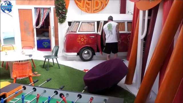 “Mi hanno avvisato di Micol”. GF Vip 7, Clizia Incorvaia difende