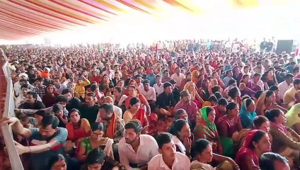 Скачать видео: जबलपुर में बागेश्वर धाम सरकार धीरेंद्र कृष्ण शास्त्री की कथा