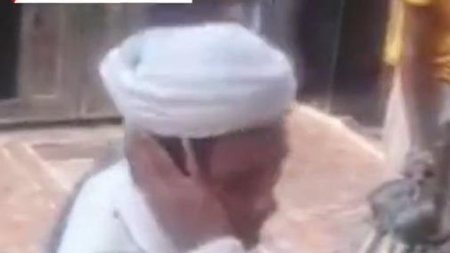 गाजियाबाद: भिखारी को पीटने का वीडियो आया सामने तो कांग्रेस नेता ने कराई एफआईआर