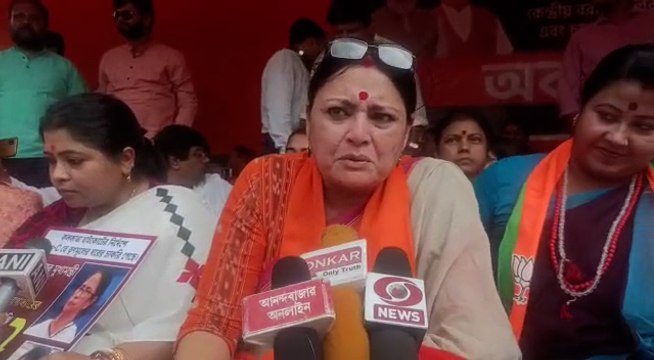 কোটি কোটি লুঠ করে মমতা বন্দ্যোপাধ্যায় নাটক করতে ধর্নায় বসেছেন: অগ্নিমিত্রা পাল | Oneindia Bengali
