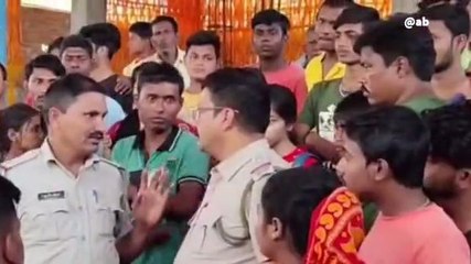 দঃ দিনাজপুর: মেলা প্রাঙ্গণে ব্যবসায়ীদের দোকান ঘরের ভাড়া বিবাদ চরমে